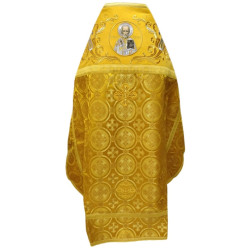 Облачение священника комбинировано из парчи "Киевский крест", с вышитым опличом, вышивка "Новый узор"